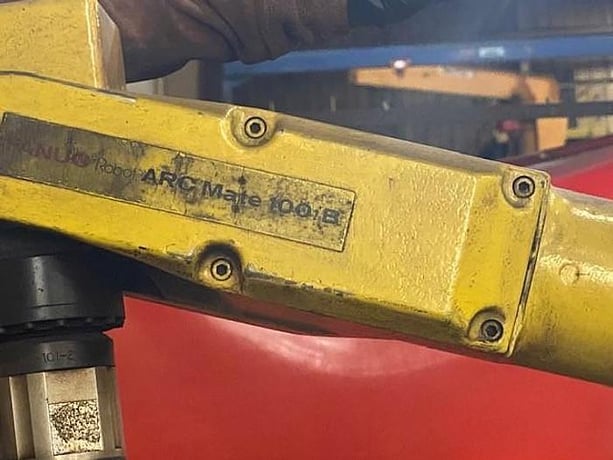Fanuc Genesis, Versa 2, dual trunnion welding cell w/Fanuc ArcMate 100iB, 2002, #104193 - Image 5