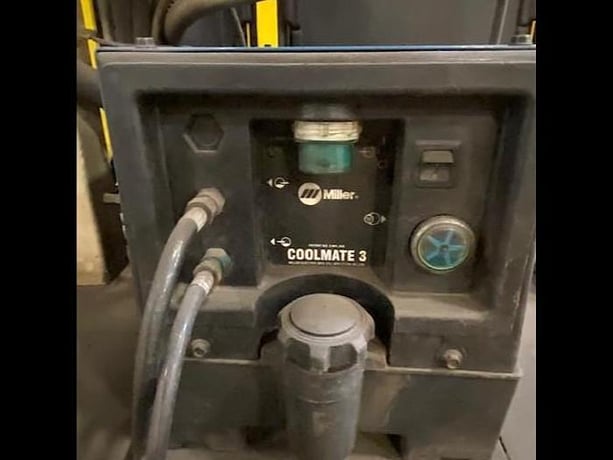 Fanuc Genesis, Versa 2, dual trunnion welding cell w/Fanuc ArcMate 100iB, 2002, #104193 - Image 8