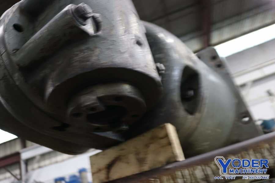 Right angle boring head, #50 taper, 27" throat, no drive gear, #73515 - Image 3