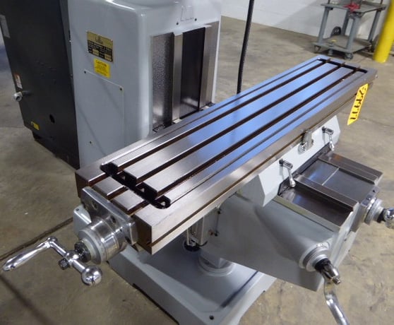 Willis #1050, 10" x50" tbl., 3 HP, 36" X, 16" Y, 16" Z, variable speed, 60-4200 RPM, R-8 - Image 6