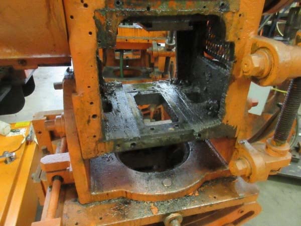 18 Ton, Tishken #KB-2480, 4 tilt frame, 1.5 stroke, 9.75"Shut Height, 2" adj, 11" x12"bed - Image 3
