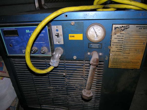 250 psi, Pioneer #R235A, refrigerant air dryer, R-22, 1997 - Image 1