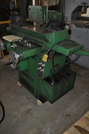 9" x 21" Elliott #921, electromagnetic chuck, 10" x3"x3/4" wheel, power head rise & fall, 1977 - Image 4