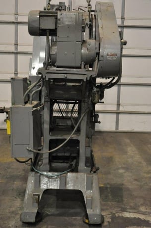 32 Ton, Minster #B1-32, gap frame press, 1.5" stroke, 11" Shut Height,air clutch & brake, 0-400 SPM - Image 5