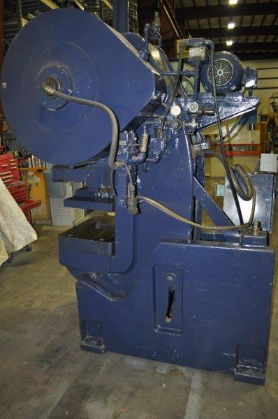 45 Ton, Minster #5, OBI back geared press, 3" stroke, 14.5" Shut Height, 50 SPM, air clutch & brake - Image 2
