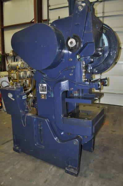 45 Ton, Minster #5, OBI back geared press, 3" stroke, 14.5" Shut Height, 50 SPM, air clutch & brake - Image 3