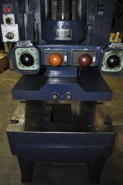 45 Ton, Minster #5, OBI back geared press, 3" stroke, 14.5" Shut Height, 50 SPM, air clutch & brake - Image 6