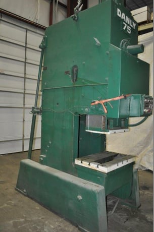 75 Ton, Danly #75, flywheel type OBI press, 8" stroke, 21" Shut Height, air clutch & brake, 40-80 SPM, 1975 - Image 2