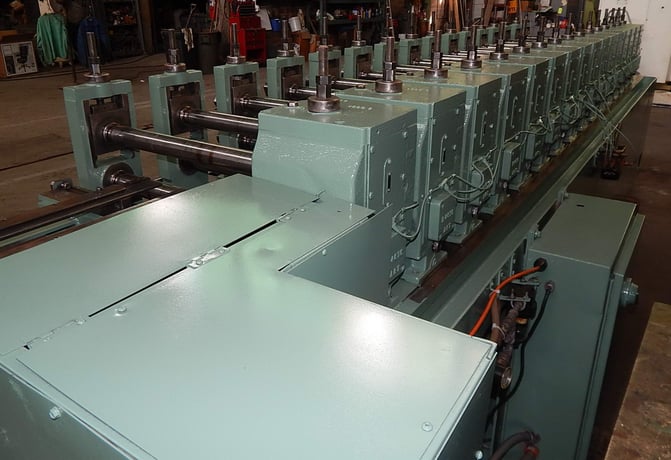 16 Stand, Ardcor, rollformer, 2" spindle diameter, 20" roll space, air clutch & brake, 20 HP, 1980 - Image 8
