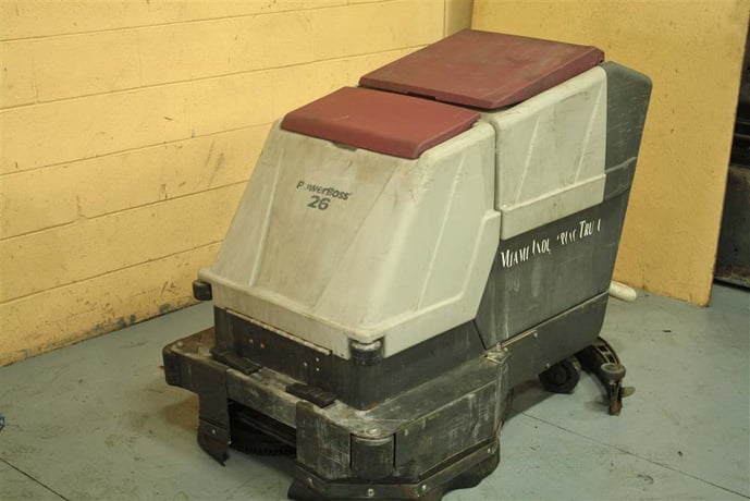 Minuteman #Powerboss-PB260026QP-266IND, floor scrubber, 26" scrub path, 35" squeegee width - Image 3