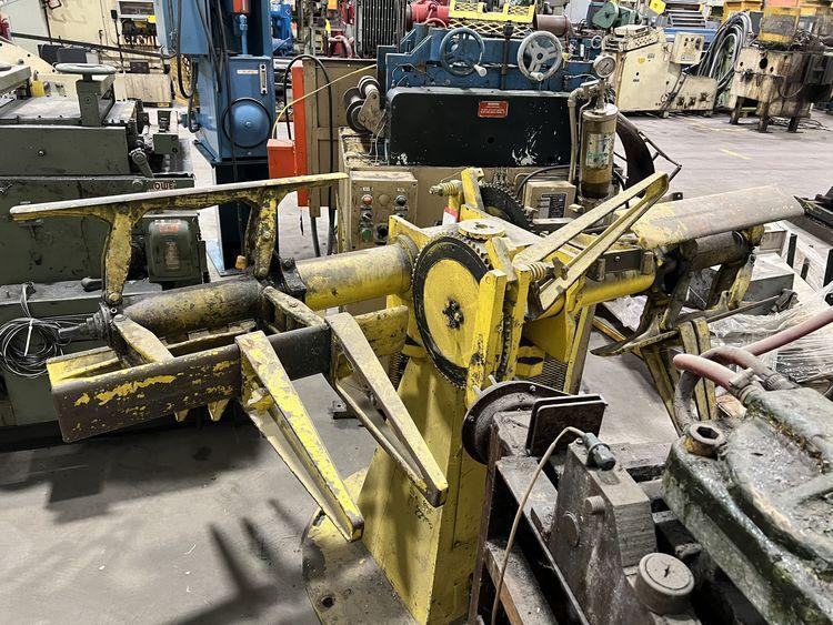 3000 lb. Regal #3000-12-DRNP, non-motorized double end uncoiler, 60" outside dimensions, 16"-20" ID, 1978 - Image 1