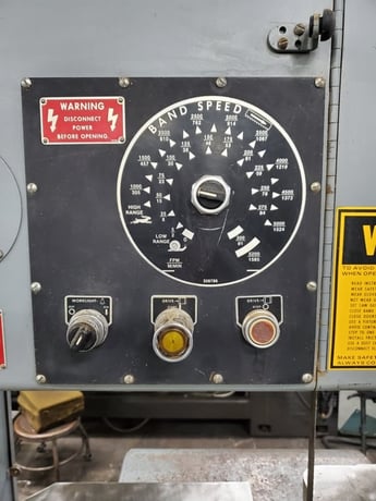 36" x 13" DoAll #3613-2, vertical band saw, 1" x 175" blade, 30" x24" tilt table, 2-5200 FPM, 3 HP, Extron - Image 3