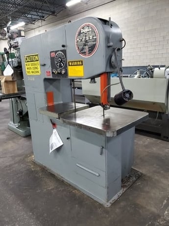 36" x 13" DoAll #3613-2, vertical band saw, 1" x 175" blade, 30" x24" tilt table, 2-5200 FPM, 3 HP, Extron - Image 4