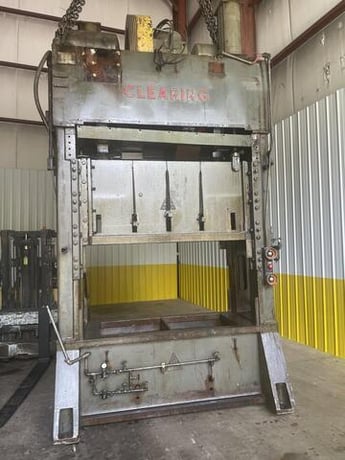 200 Ton, Clearing #S2-200-72-36, straight side double crank stamping press, 12" stroke, 30" Shut Height, 6" - Image 4