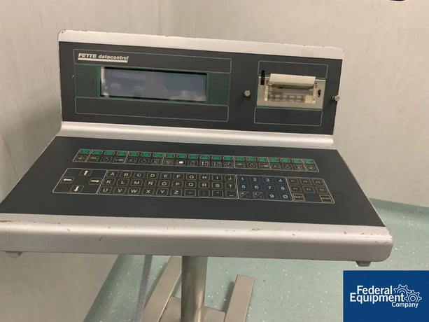 Fette #EC, tablet press, 100 Kn compression pressure, single sided, 380 volt, 50 Hz, S/N 36070, 1995 - Image 4