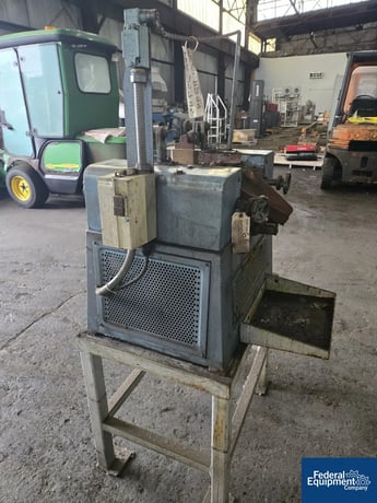 4" x 8" Keith 3 roll mill, cored rolls, adjustable first & third roll, knife discharge, adjustable end - Image 4