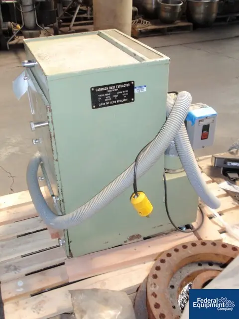 5 sq.ft., Cadmach #700B-2, dust collector, Carbon Steel, (4) 4" diameter x 16" L bags, 1 HP, 220/440 - Image 2