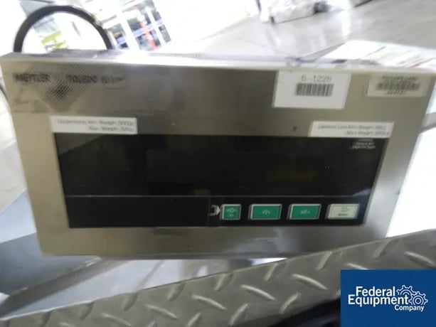 Mettler Toledo #1D1 Plus, Floor Scale, 24" x 31", Serial #2404479, #41748 - Image 2