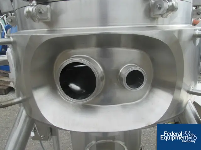 26.42 gallon DCI, 100 liter, 316 Stainless Steel, 24" dia.x 10" straight side, bottom sump, 50 psi, dimple - Image 7