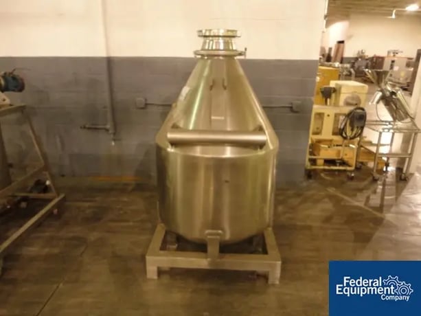 21.18 cu.ft., LB Bohle, 600 liter 316L Stainless Steel Bin, 8" outlet w/pneumatically operated butterfly - Image 1