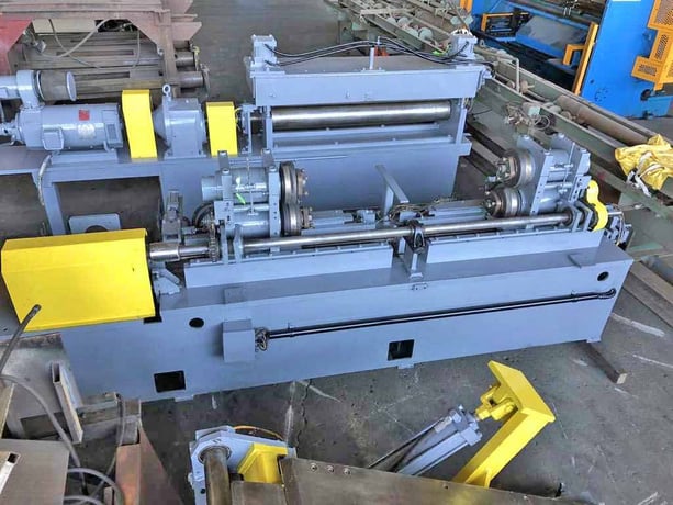 60" x .2" Rowe, edge trimmer, double stub design, powered width adjustment, 42" passline, 1993 - Image 4