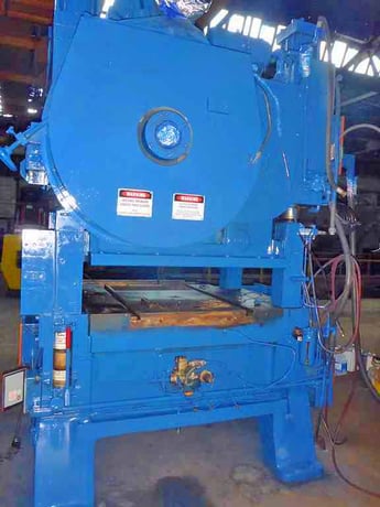 100 Ton, Oak #FP3-54-1152, fin press line, 1.5" stroke, 9" Shut Height, 51" x48" die area, 5" bolster - Image 8