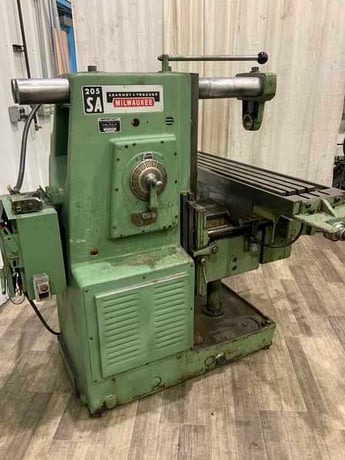 Kearney & Trecker #205SA, horizontal mill with vertical head, #12" x50" table, 5 HP, #72819 - Image 2