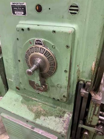 Kearney & Trecker #205SA, horizontal mill with vertical head, #12" x50" table, 5 HP, #72819 - Image 3