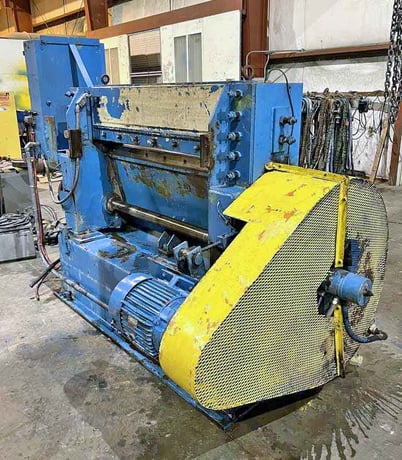 .135" x 4' Sesco, cut-to-length shear, bow tie top blade, air cooled & brake - Image 4
