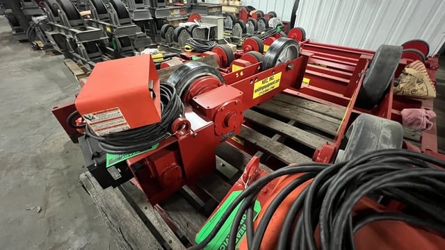 1.5 Ton, Kec #3-60HD, pipe roll on stand, 3000 lb., foot Control, vari-speed, new, 2014 - Image 1