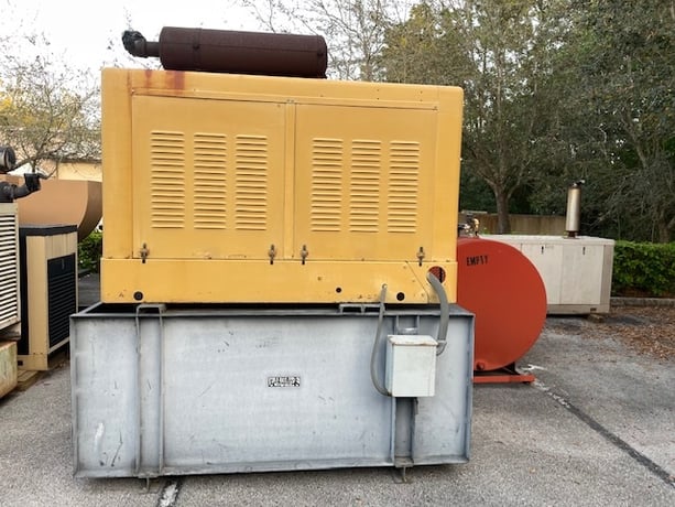 50 KW Onan/J Deere, diesel, 208 or 480 Volts, 3 phase, weatherproof enclosure, 12 lead reconnectable, 300 - Image 1