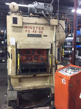 45 Ton, Minster #P2-45-32 Piecemaker, 1/2" stroke, 10-3/4" Shut Height, 25" x 32" bed - Image 1