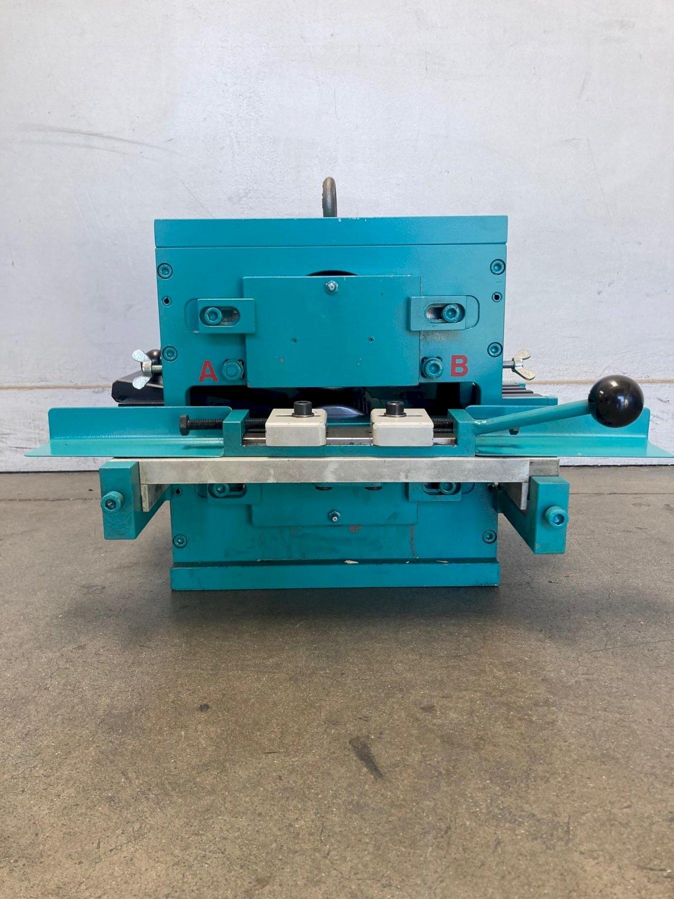 Large End Forging Attachment, Hebo #EAS3, 1" x1" sq., 1" round, 3/8" x2" flat, 2020 - Image 1