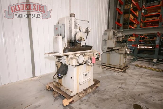 8" x 18" Gallmeyer & Livingston #260, Surface Grinder, 3"-150' per. min. table speeds, 10" x 1/2" x 3" wheel - Image 6