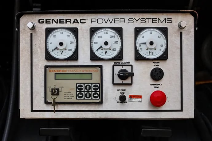 600 KW Generac, diesel generator, weatherproof enclosure, 300 hours, 2003, #88593 - Image 5