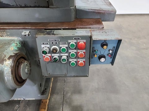 16" x 24" Gallmeyer & Livingston #470, 14" x 24" fine pole chuck, incremental downfeed, #15047 - Image 8