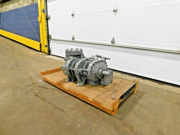 GEA #100, gas compressor, 4" x 1-3/4" shaft, rebuilt 2014 - Image 3