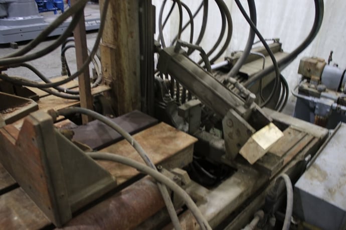 20" x 20" DoAll #TF-2020, vertical band saw, #73935 - Image 8