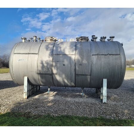 6000 gallon Clawson Tank, horizontal Stainless Steel pressure tank, center bulkhead, 95.5" ID, #18102 - Image 4