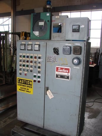 24" width x 36" L x 24" H Surface Combustion Std. Allcase integral oil quench, gas fired, roller-rails - Image 4