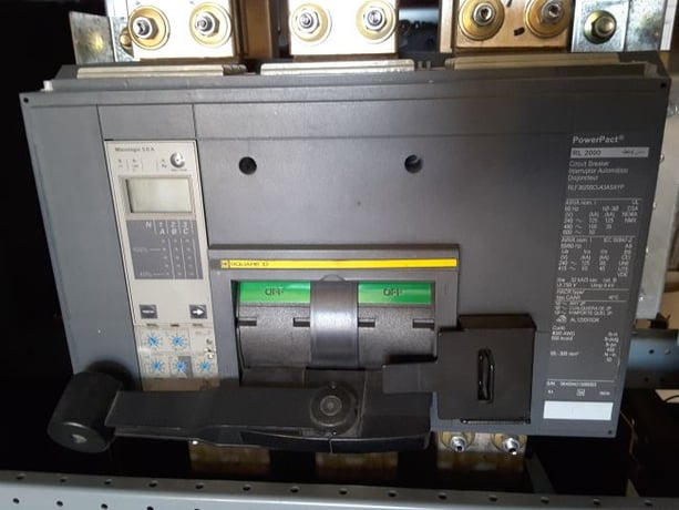 2000 Amps, Square D, RLF362000CU43SAYP-U, used 100% rated LIG breaker - Image 1
