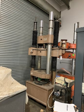 400000 lbf (2000kn) Satec #400-HVL (mtq Servo) - Image 2