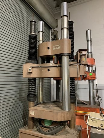 400000 lbf (2000kn) Satec #400-HVL (mtq Servo) - Image 3
