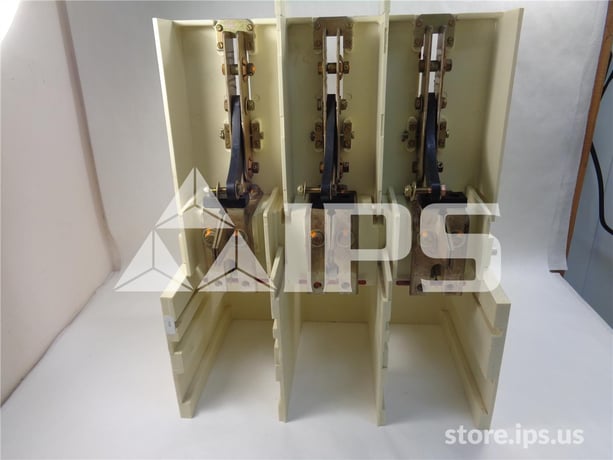 GE, Limitamp Qmqb Isolation Switch For Cr194 Contactor, 36 And 40 Inch Width - Image 1