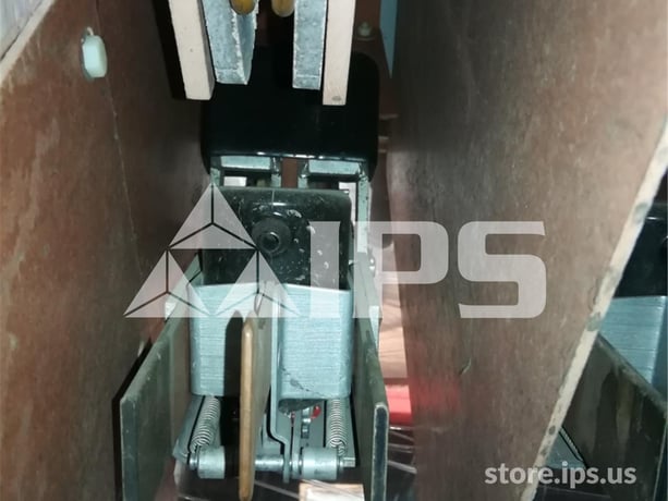 600 Amps GE Se-10-2 Fused Load Break Switch Draw Out 5 KV 60k Amps No Fuses - Image 2