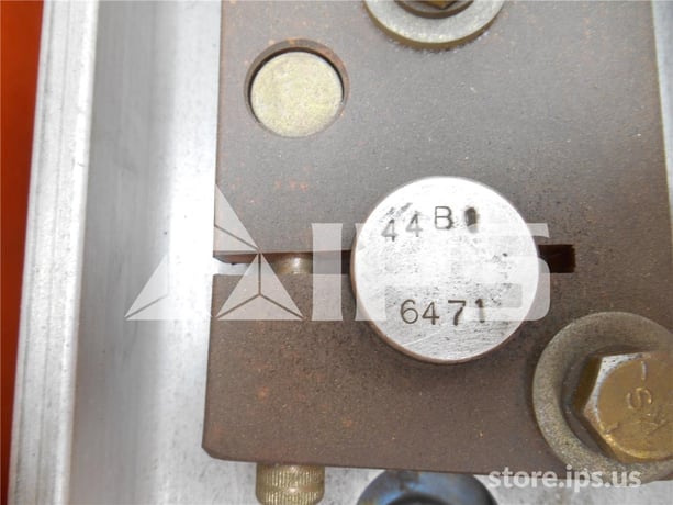 1200 Amps GE Vb1 4.16-350-2 Ml-18 (vb1 4.16-350) Parts Unit, 125 Volts DC Control, 41k Amps Sc, Bottle# 44b1 - Image 5