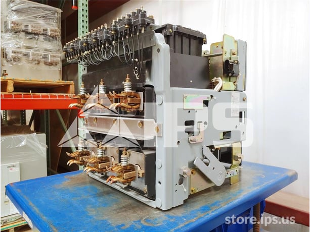 800 Amps GE Akr-10d-30 Eo/do (akr-_d-30) 120 Volts AC Control, 24 Volts DC Trip, Mvt Plus Lsi, 800 Amps Ct - Image 3