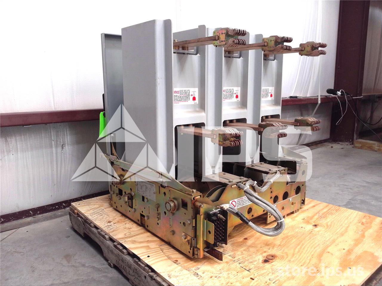 1200 Amps Ge/pwl Vb 4.16-250-3 Ml-17 (vb 4.16-250) 250 Volts DC Control 29k Amps Sc, Bottle# 52e1 - Image 2