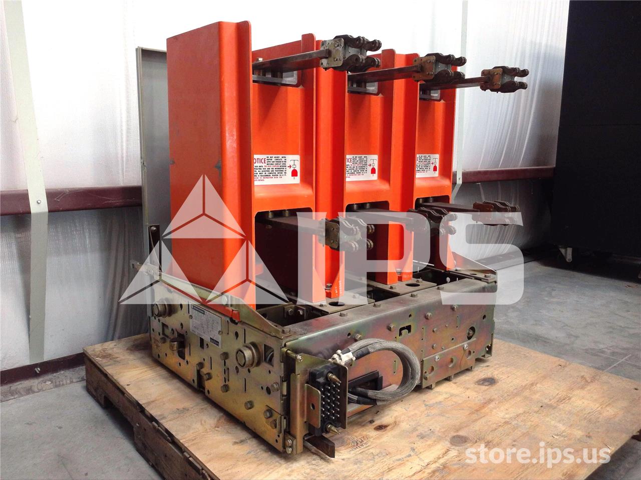 1200 Amps GE Vb1 13.8-500-3 Ml-18 (vb1 13.8-500) 125 Volts DC Control, 18k Amps Sc, Bottle# 50d1 - Image 2