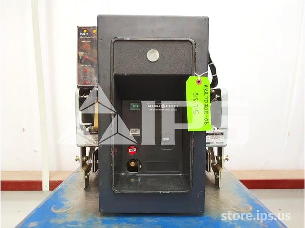 800 Amps GE Akr-7d-30 Eo/do (akr-_d-30) 120 Volts AC Control, 24 Volts DC Trip, Mvt Rms-9 Lsi, 800 Amps Ct - Image 1